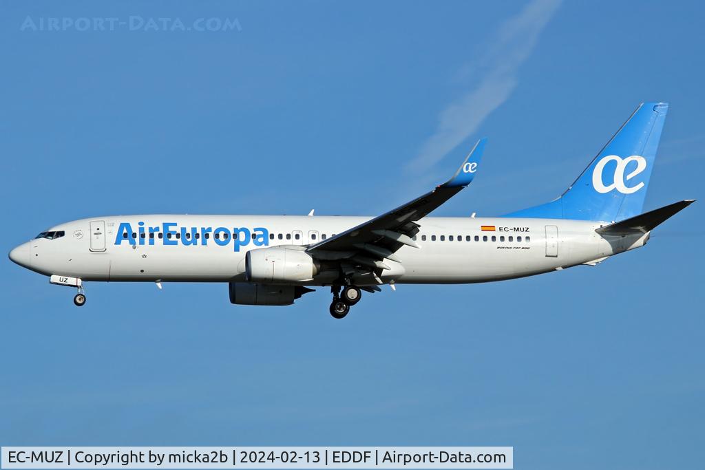 EC-MUZ, 2018 Boeing 737-85P C/N 60589, Landing