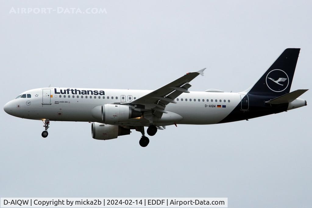 D-AIQW, 2000 Airbus A320-211 C/N 1367, Landing