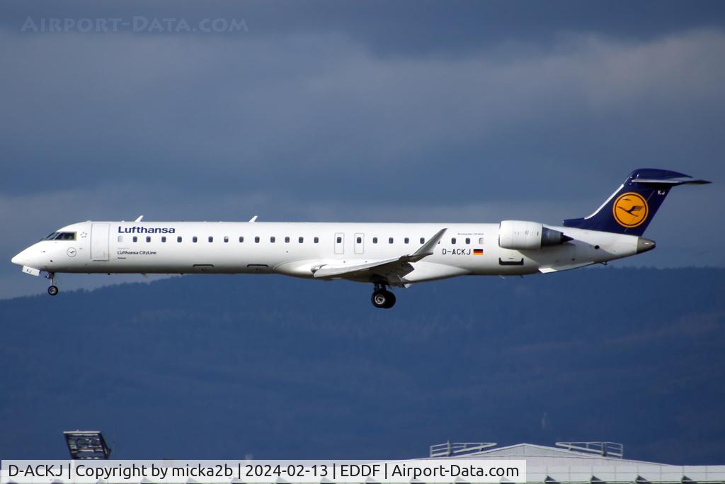 D-ACKJ, 2006 Bombardier CRJ-900LR (CL-600-2D24) C/N 15089, Landing