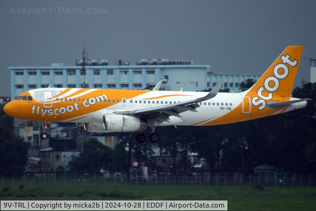 9V-TRL, 2013 Airbus A320-232 C/N 5721, Landing