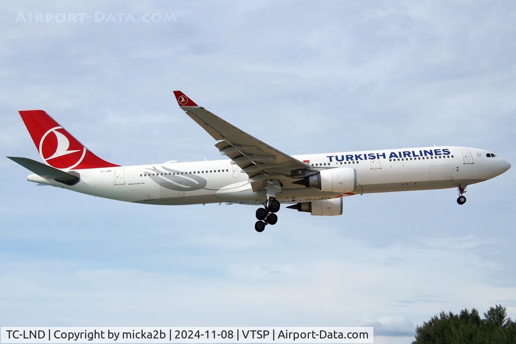 TC-LND, 2016 Airbus A330-303 C/N 1704, Landing