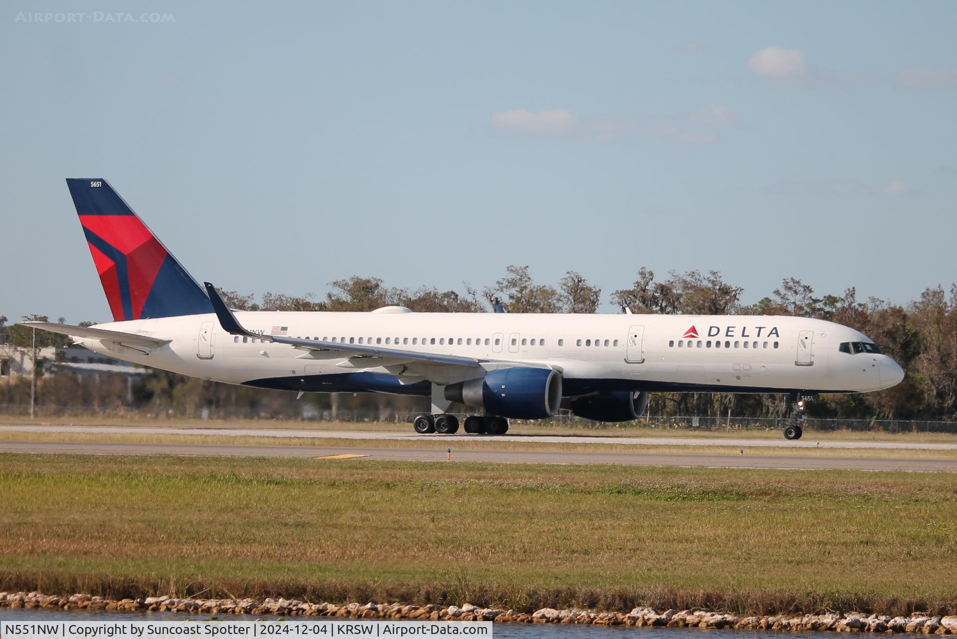 N551NW, 2001 Boeing 757-251 C/N 26498, Delta Flight 1153 departs Runway 6 at Southwest Florida International Airport enroute to Hartsfield-Jackson Atlanta International Airport