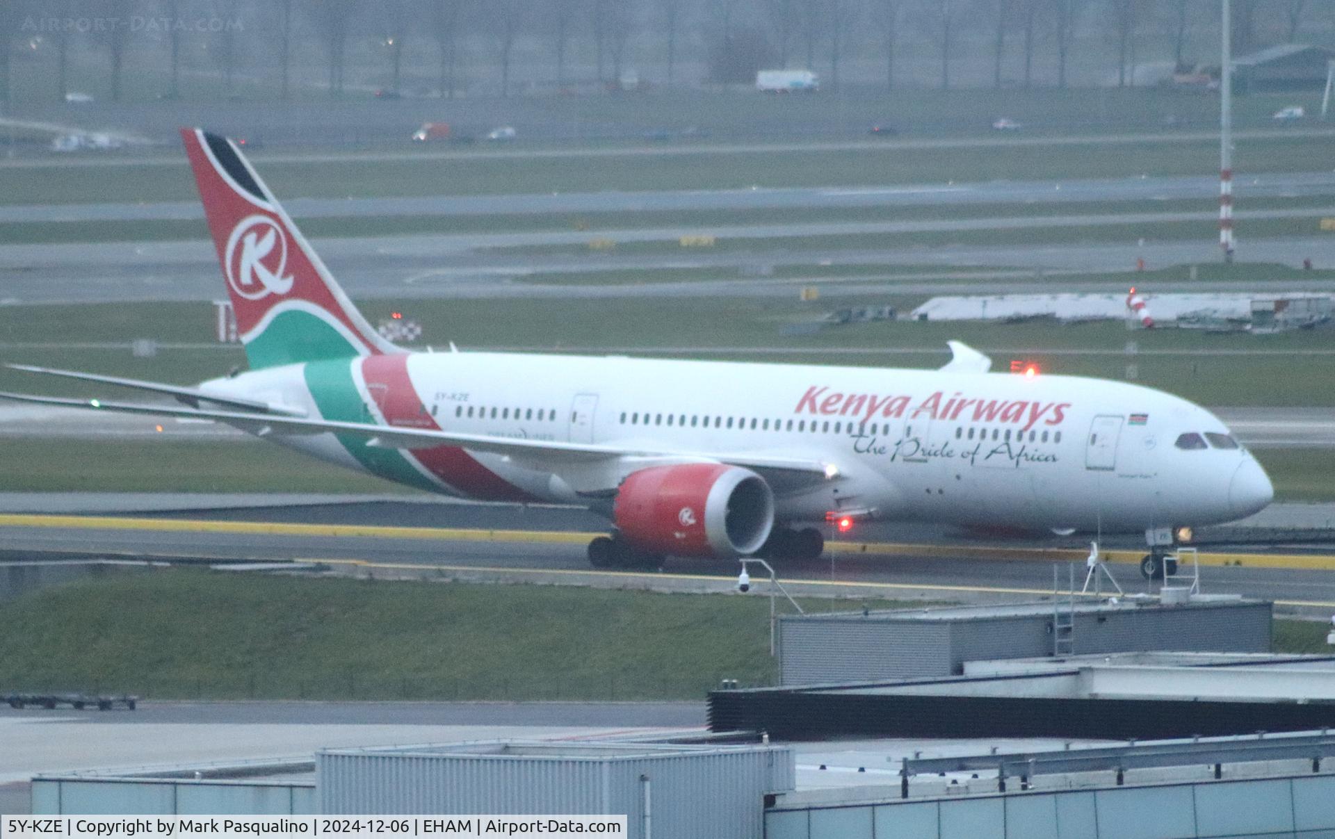 5Y-KZE, 2014 Boeing 787-8 Dreamliner Dreamliner C/N 36042, Boeing 787-8 Dreamliner