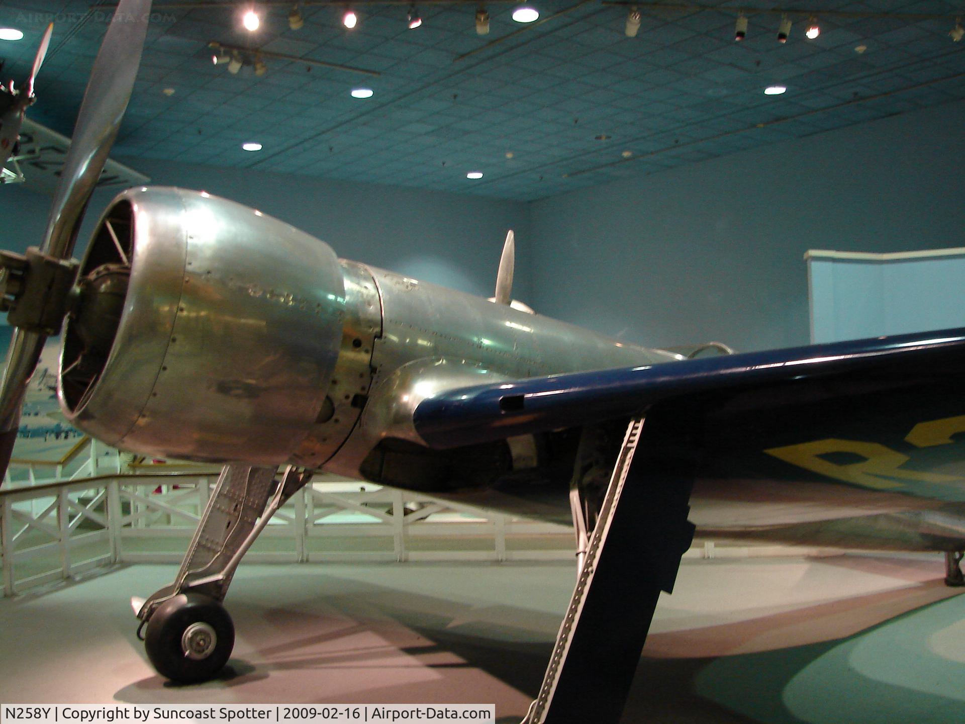 N258Y, 1935 Hughes H-1 C/N 1, Hughes H-1 on display at the National Air and Space Museum in Washington DC.
