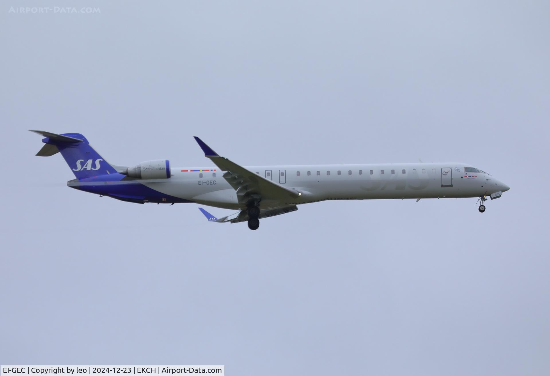 EI-GEC, 2009 Bombardier CRJ-900 NG (CL-600-2D24) C/N 15246, Copenhagen 23.12.2024 in SAS C/S.