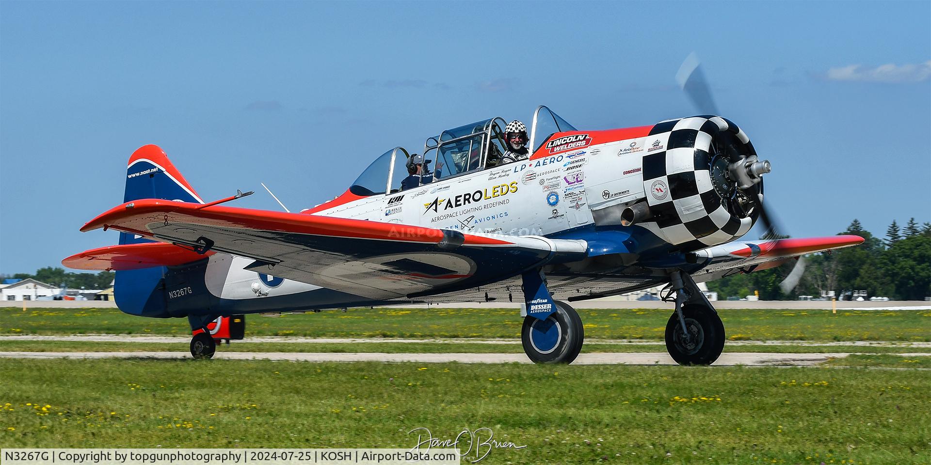 N3267G, 1943 North American SNJ-5 Texan C/N 88-15114, Oshkosh 24