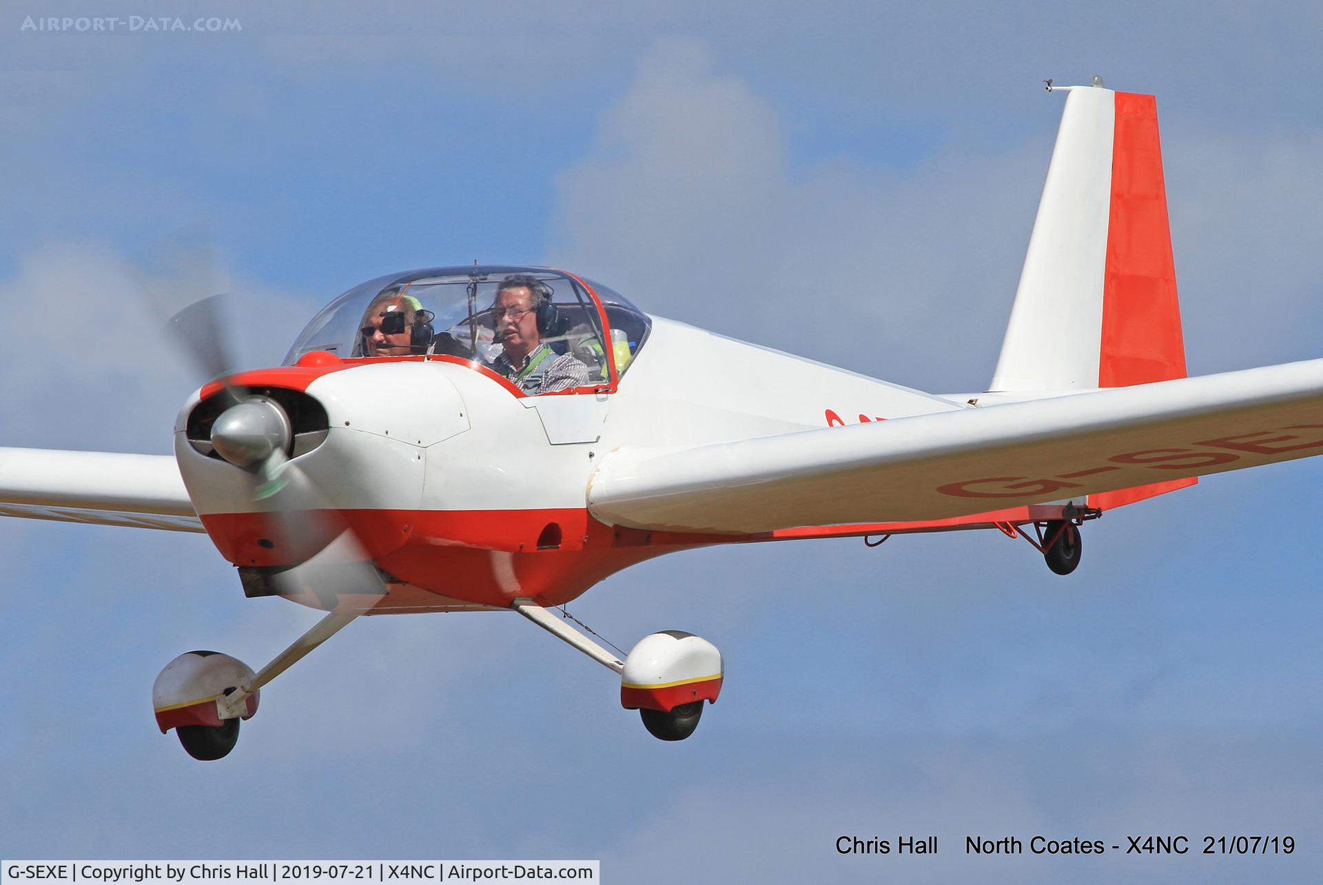 G-SEXE, 1986 Scheibe SF-25C Falke C/N 44396, North Coates summer fly in