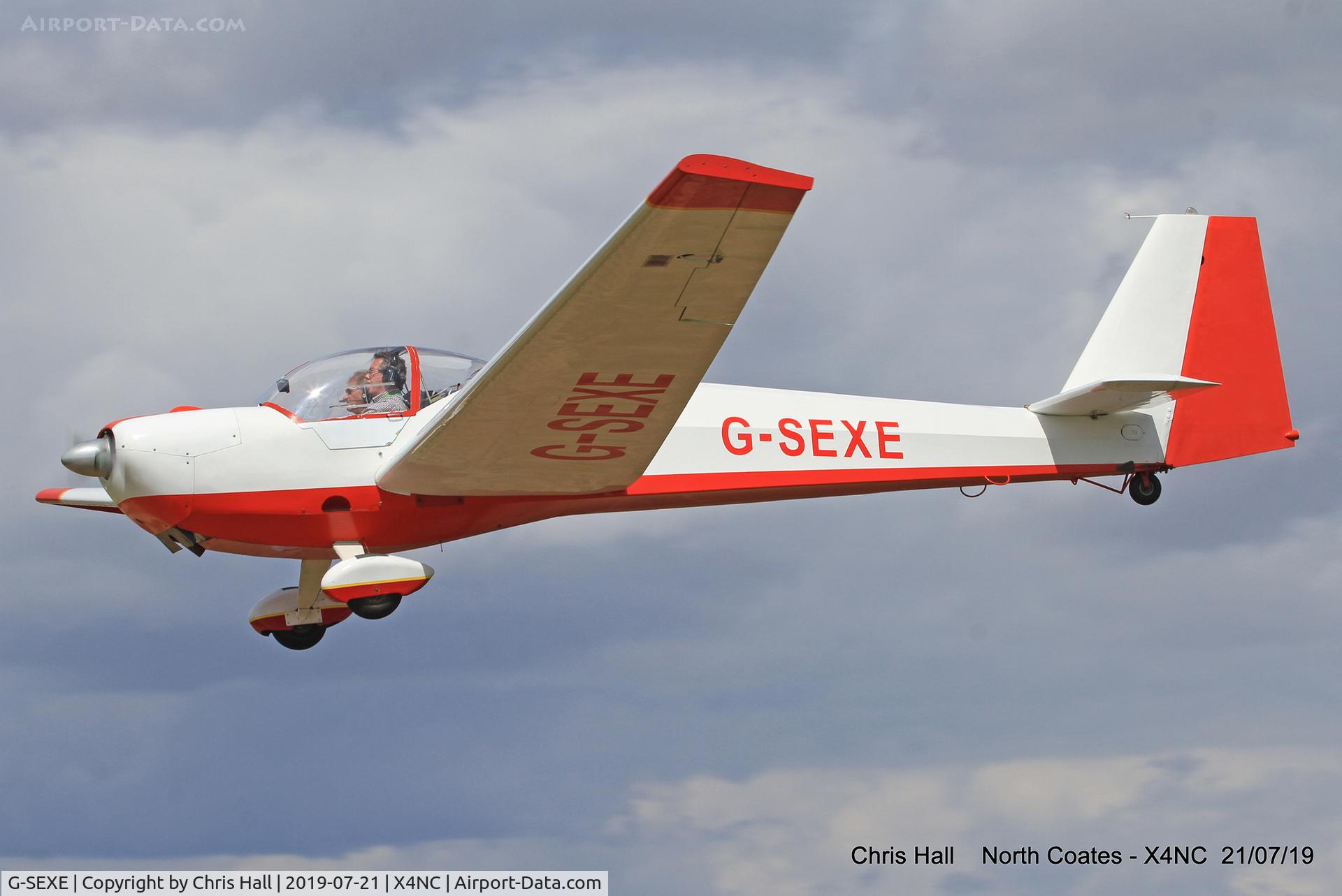 G-SEXE, 1986 Scheibe SF-25C Falke C/N 44396, North Coates summer fly in