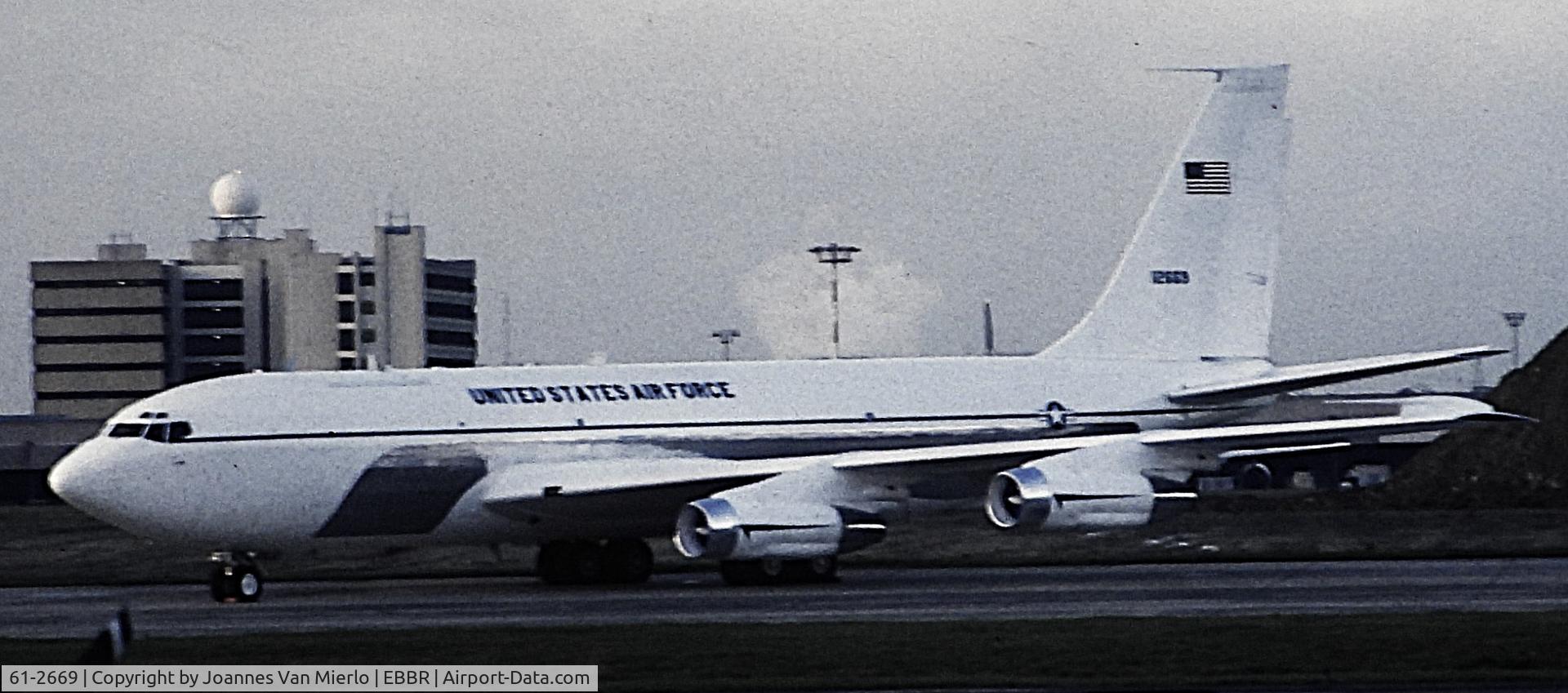 61-2669, 1961 Boeing C-135C-BN Stratolifter C/N 18345, ex-slide