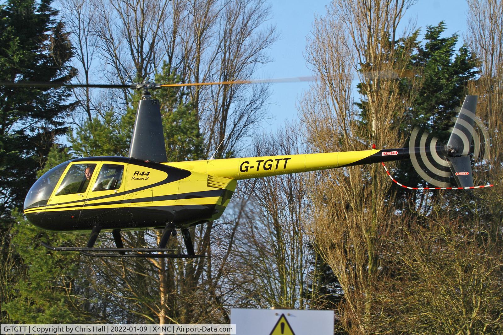 G-TGTT, 2002 Robinson R44 Raven II C/N 10023, North Coates Brass Monkey fly in