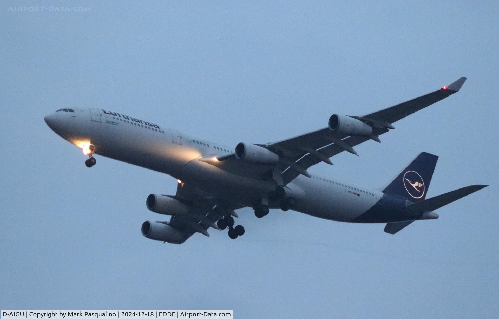 D-AIGU, 2000 Airbus A340-313 C/N 321, Airbus A340-313