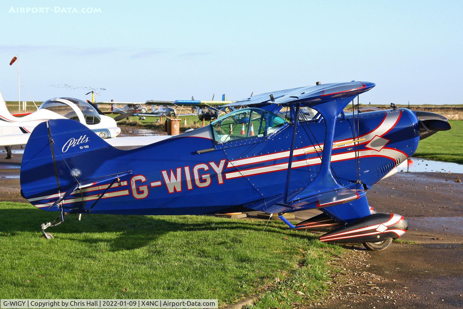 G-WIGY, 1991 Pitts S-1S Special C/N 7-0115, North Coates Brass Monkey fly in