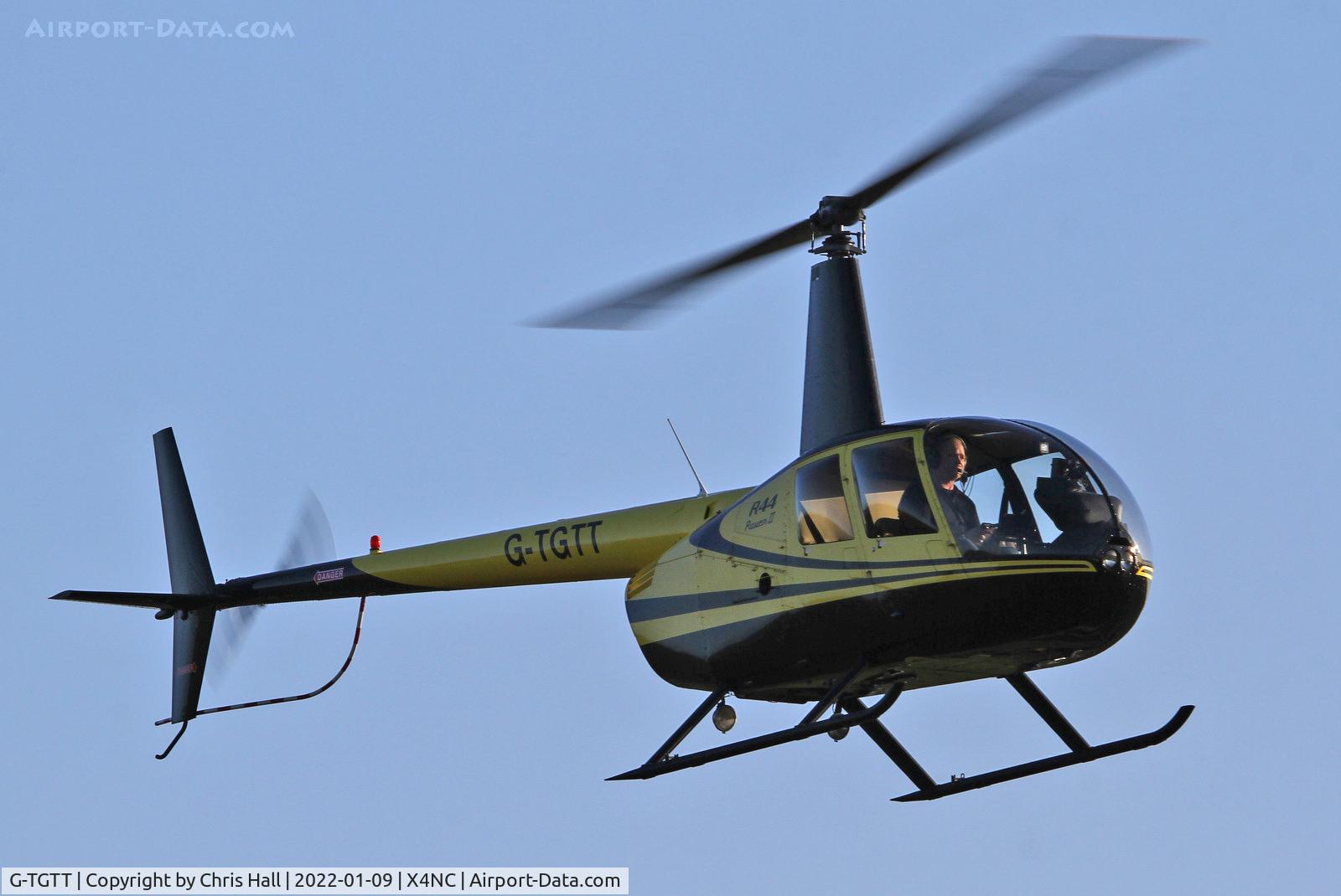 G-TGTT, 2002 Robinson R44 Raven II C/N 10023, North Coates Brass Monkey fly in