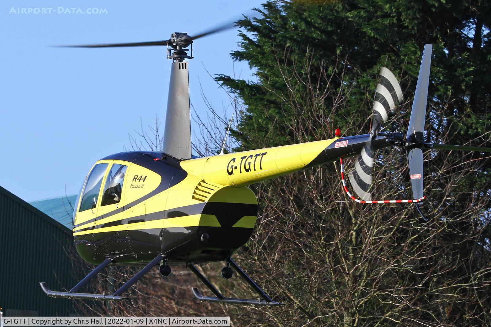 G-TGTT, 2002 Robinson R44 Raven II C/N 10023, North Coates Brass Monkey fly in