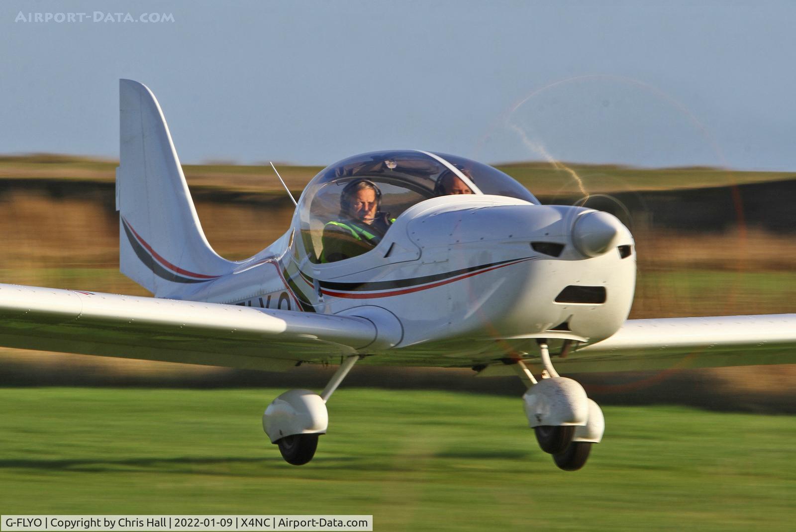 G-FLYO, 2014 Evektor-Aerotechnik EV-97 Eurostar SL C/N 2014-4205, North Coates Brass Monkey fly in