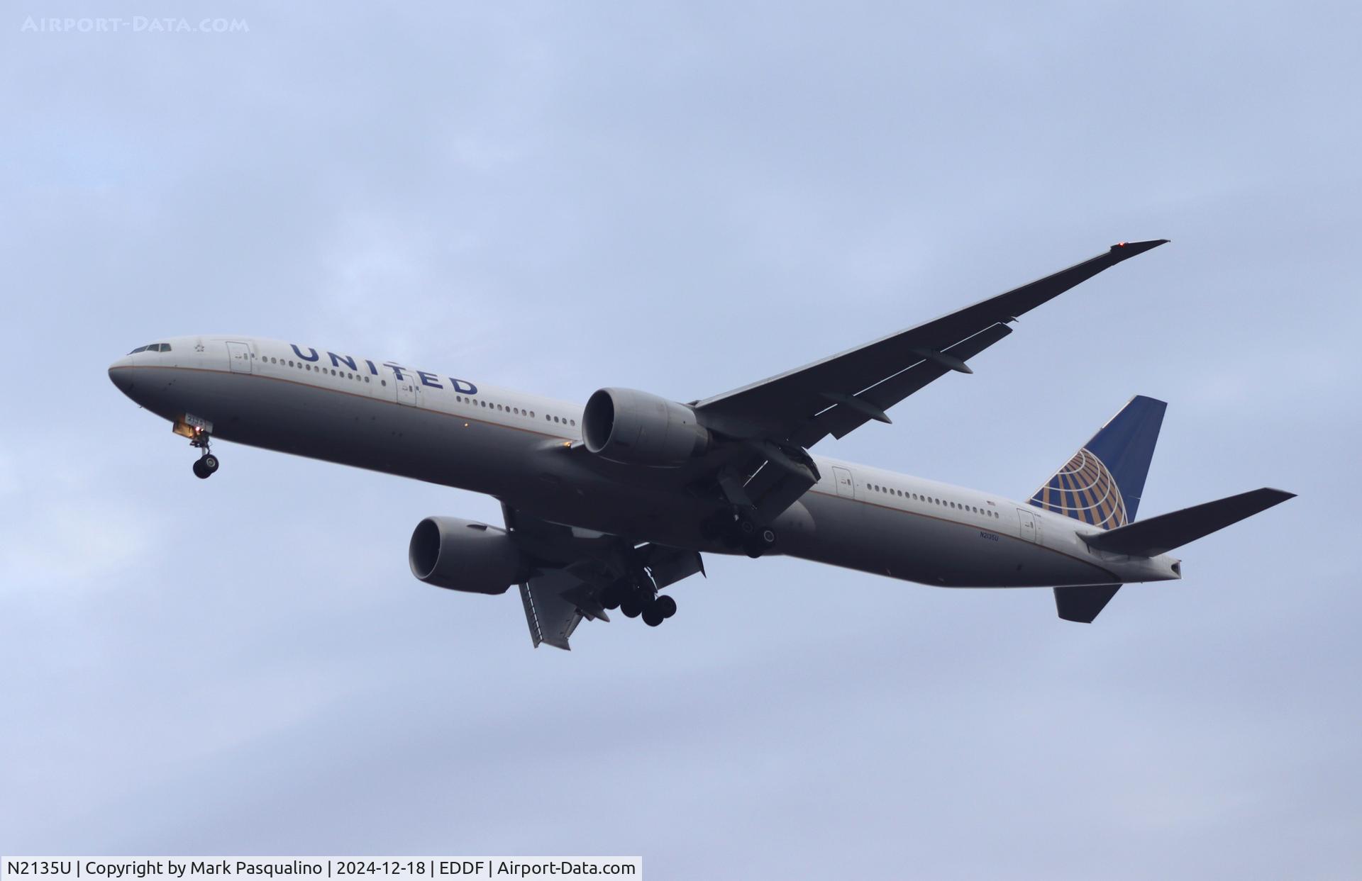 N2135U, 2017 Boeing 777-300/ER C/N 62646, Boeing 777-322/ER