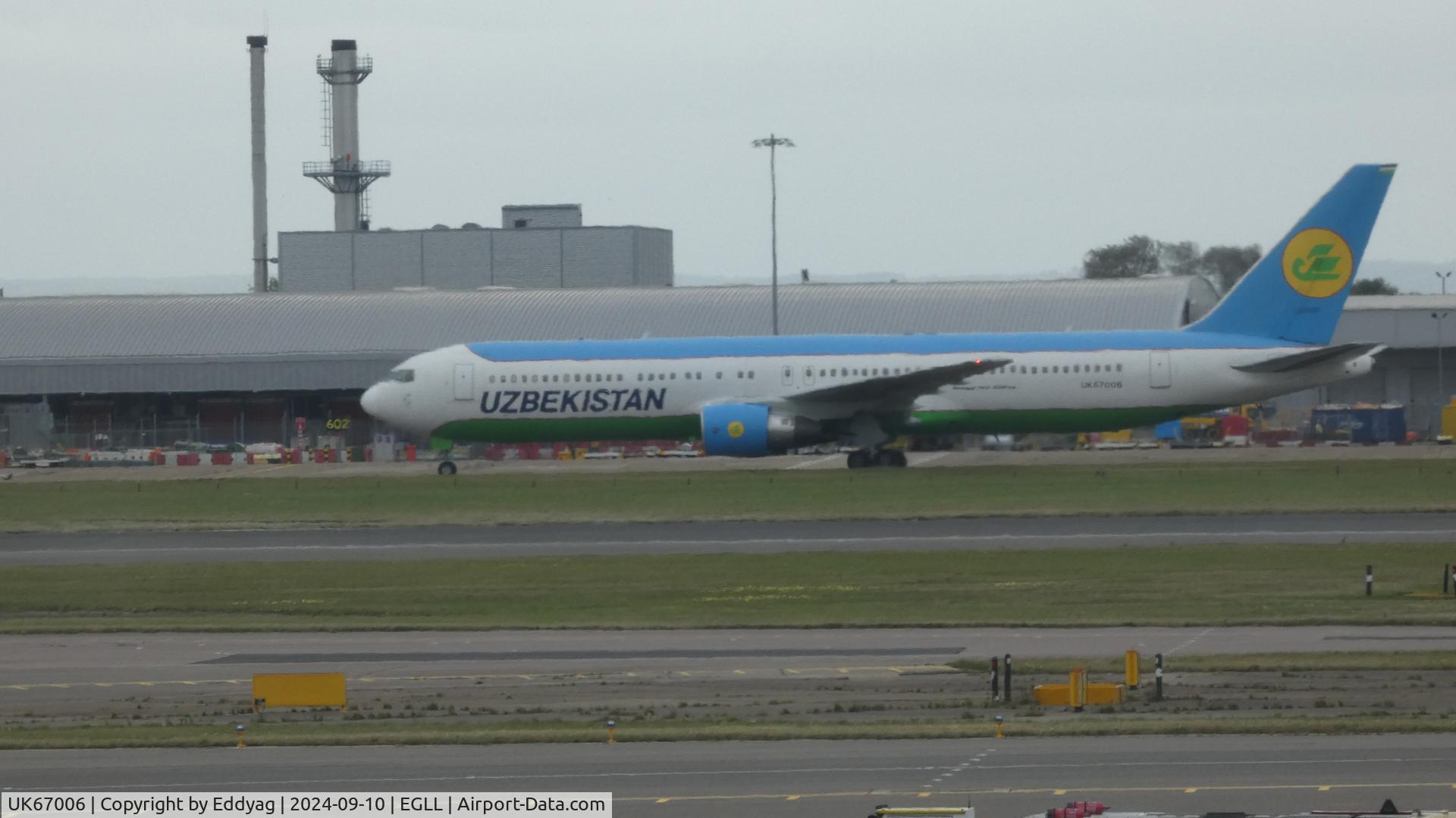 UK67006, 2013 Boeing 767-33PER C/N 40535, Uzbekistan