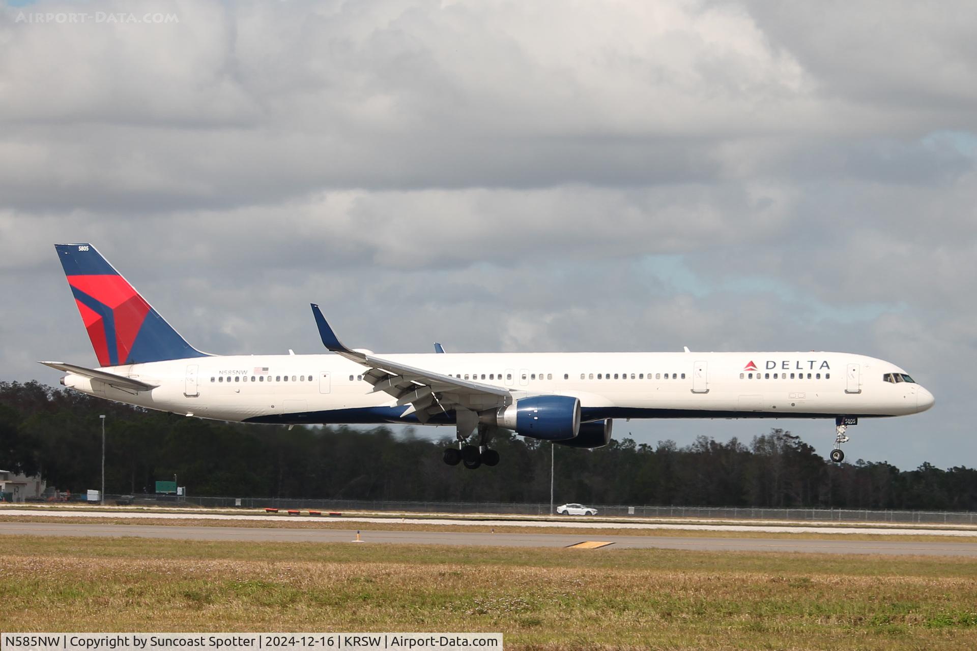 N585NW, 2002 Boeing 757-351 C/N 32985, Delta Flight 2226 arrives on Runway 6 at Southwest Florida International Airport following flight from Minneapolis-St Paul International Airport