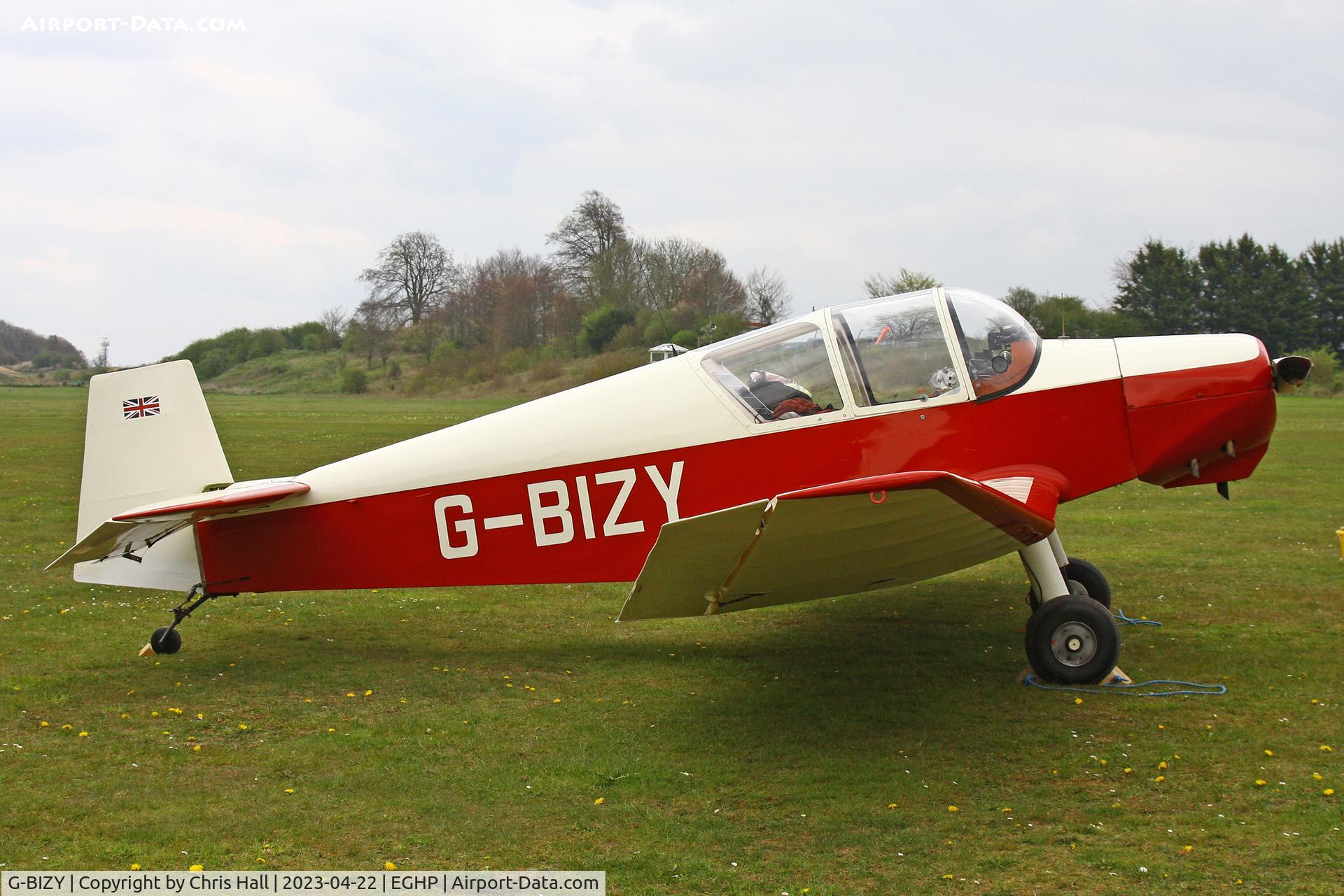 G-BIZY, 1963 Wassmer (Jodel) D-112 Club C/N 1120, Popham