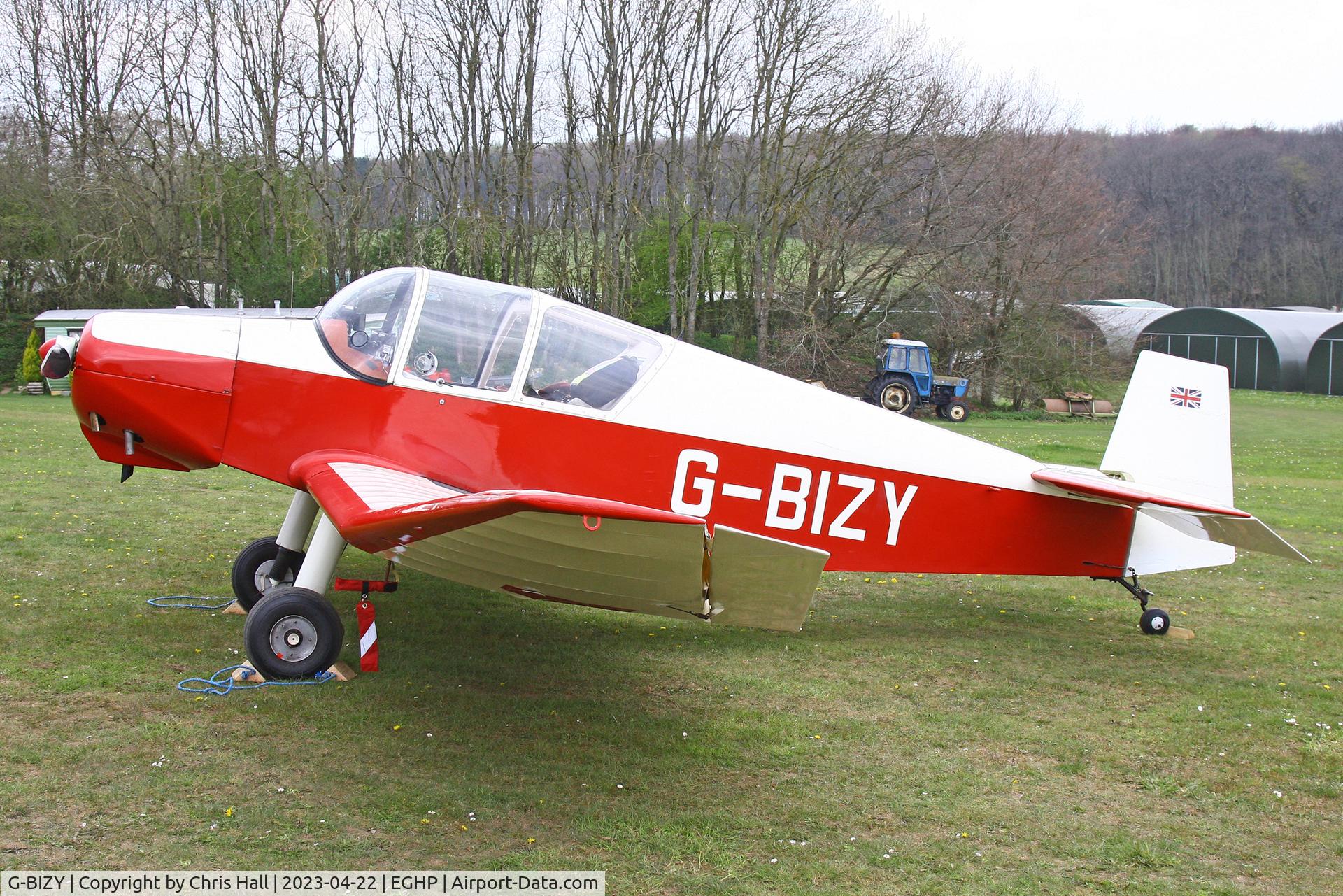 G-BIZY, 1963 Wassmer (Jodel) D-112 Club C/N 1120, Popham