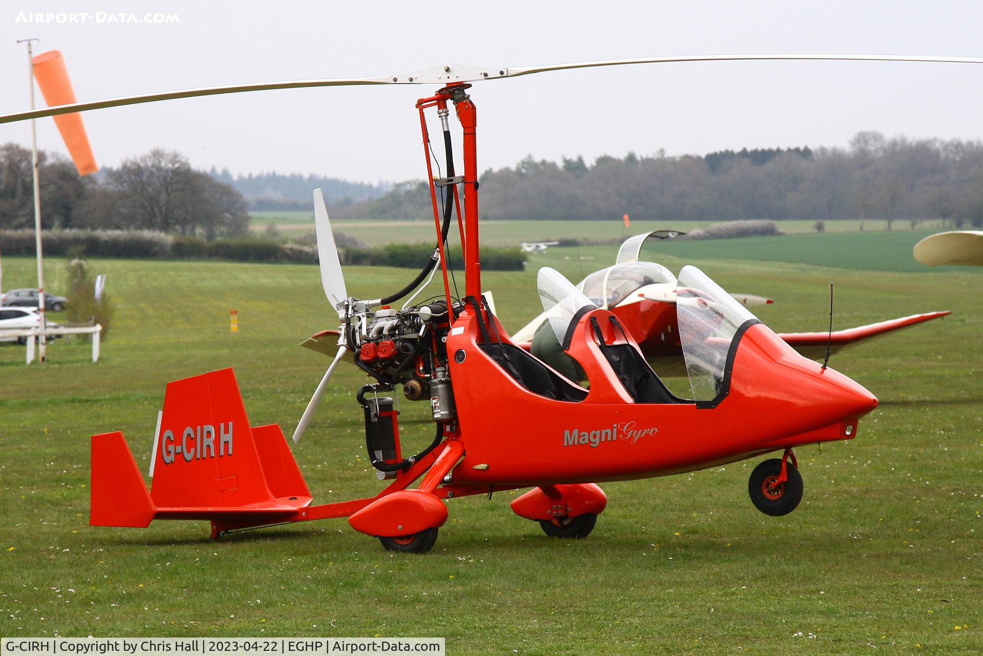 G-CIRH, 2015 Magni Gyro M-16C Tandem Trainer C/N 16-15-9104, Popham