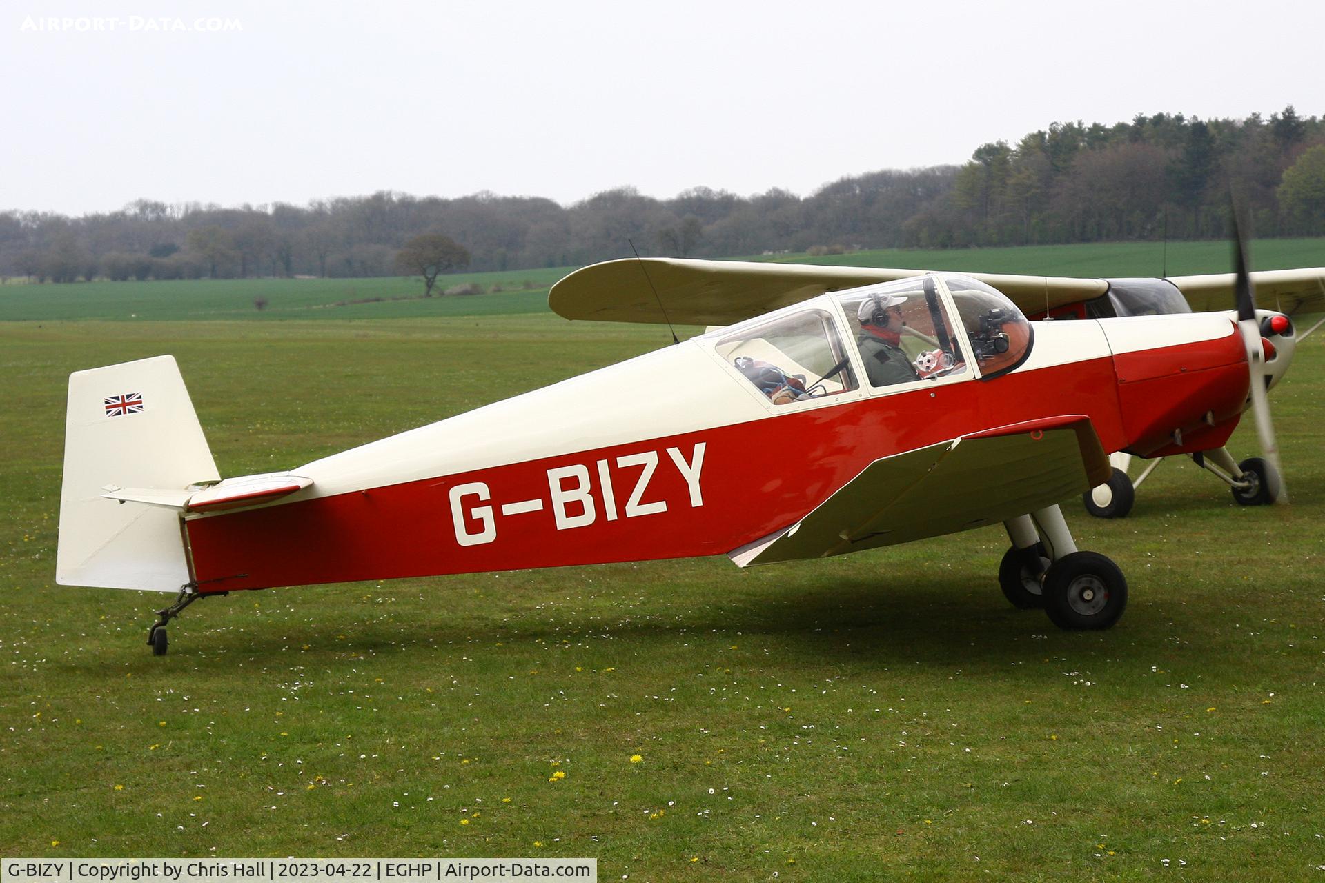 G-BIZY, 1963 Wassmer (Jodel) D-112 Club C/N 1120, Popham