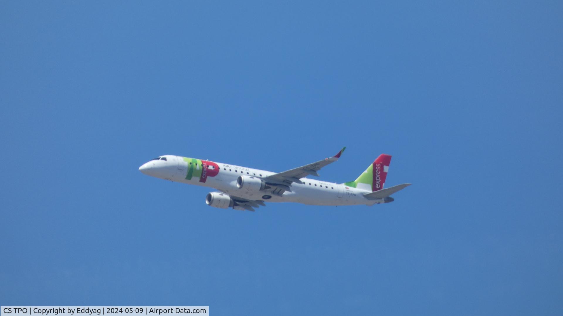 CS-TPO, 2011 Embraer 190LR (ERJ-190-100LR) C/N 19000432, TAP Express