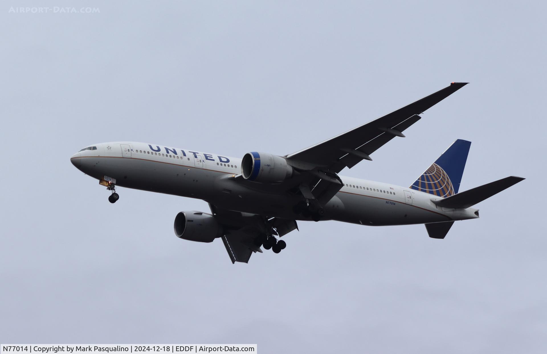 N77014, 1999 Boeing 777-224 C/N 29862, Boeing 777-224