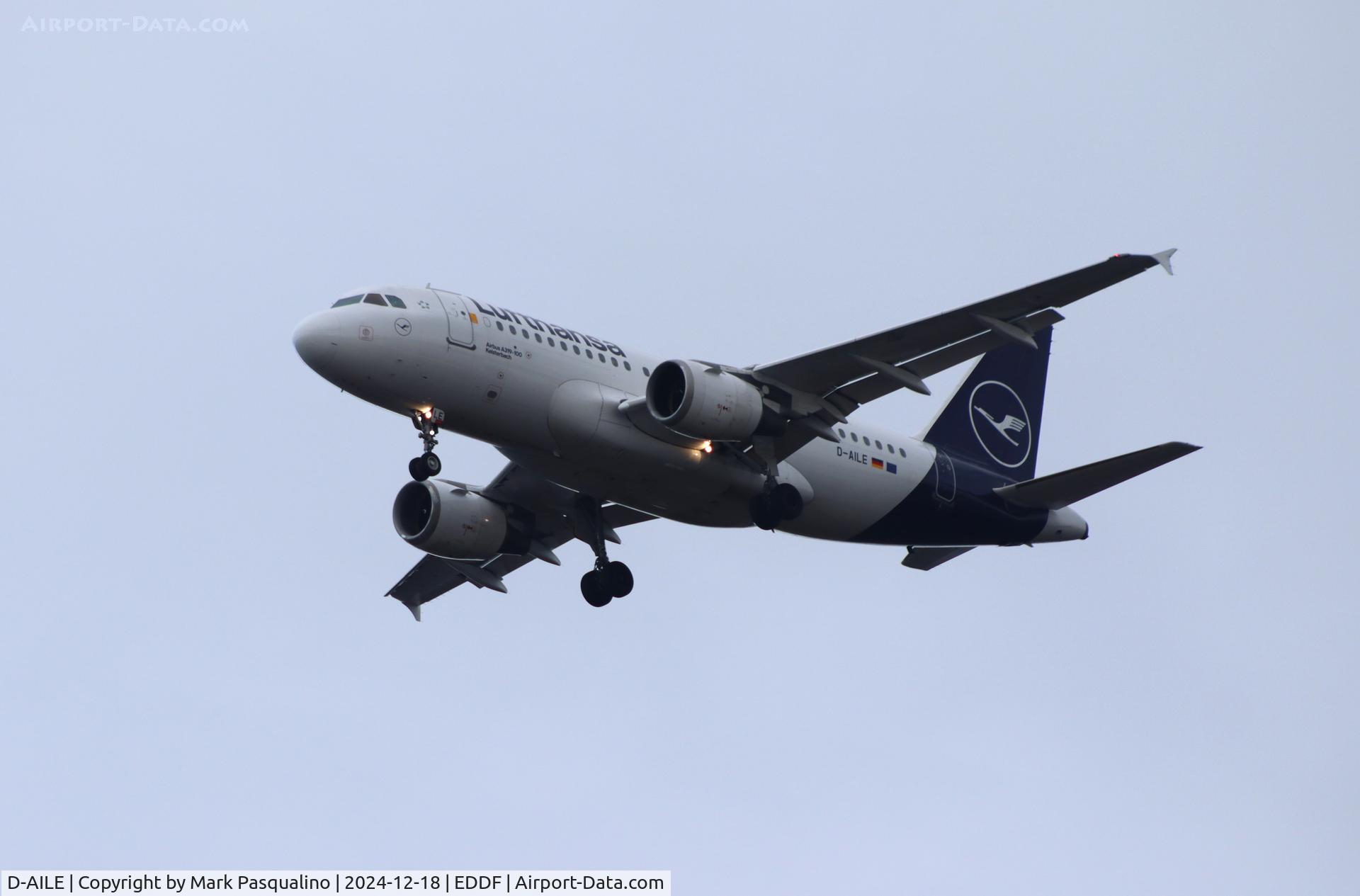 D-AILE, 1996 Airbus A319-114 C/N 627, Airbus A319-114