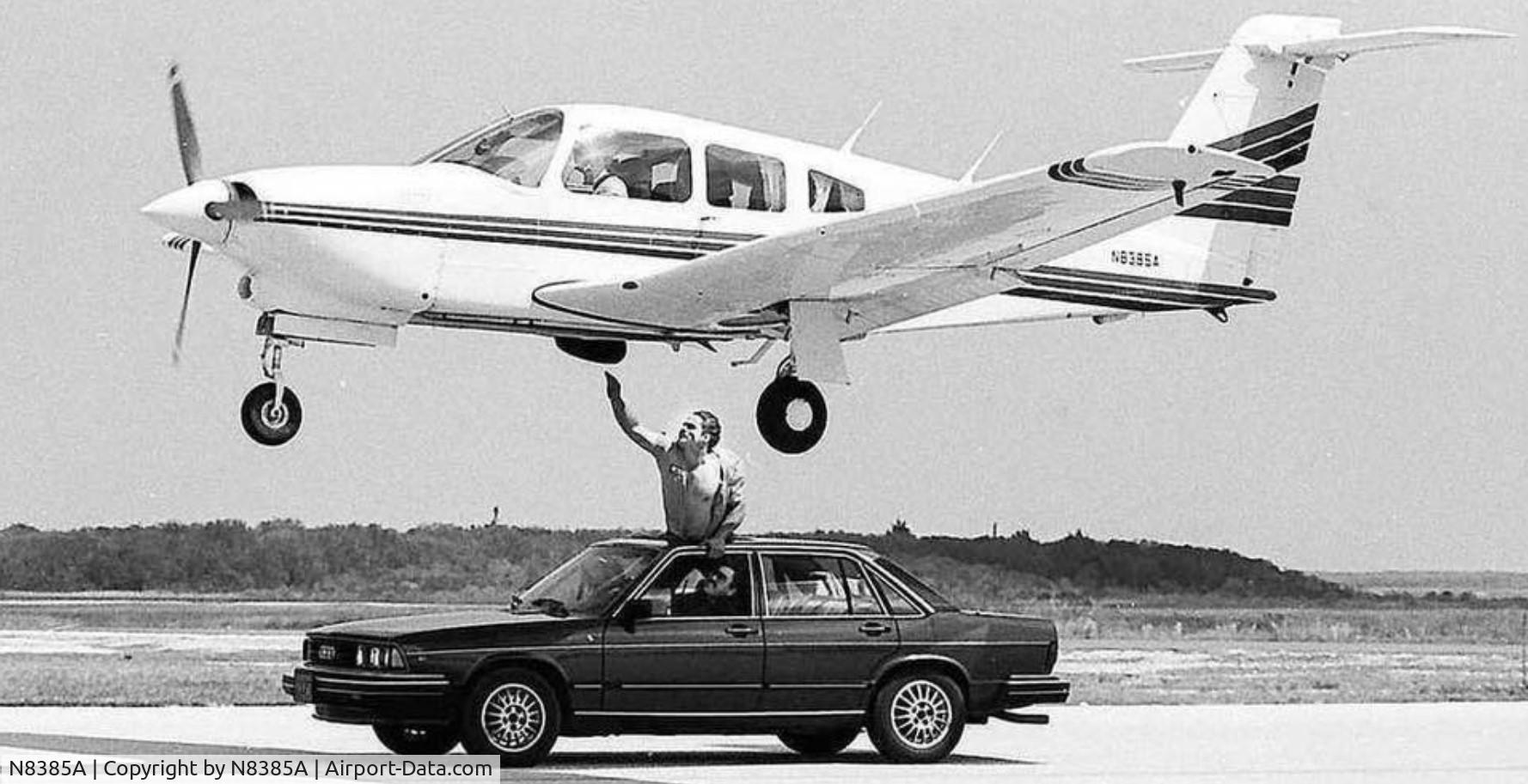 N8385A, 1981 Piper PA-28RT-201T Turbo Arrow IV Arrow IV C/N 28R-8131137, 1981 Piper PA-28RT-201T Turbo Arrow IV