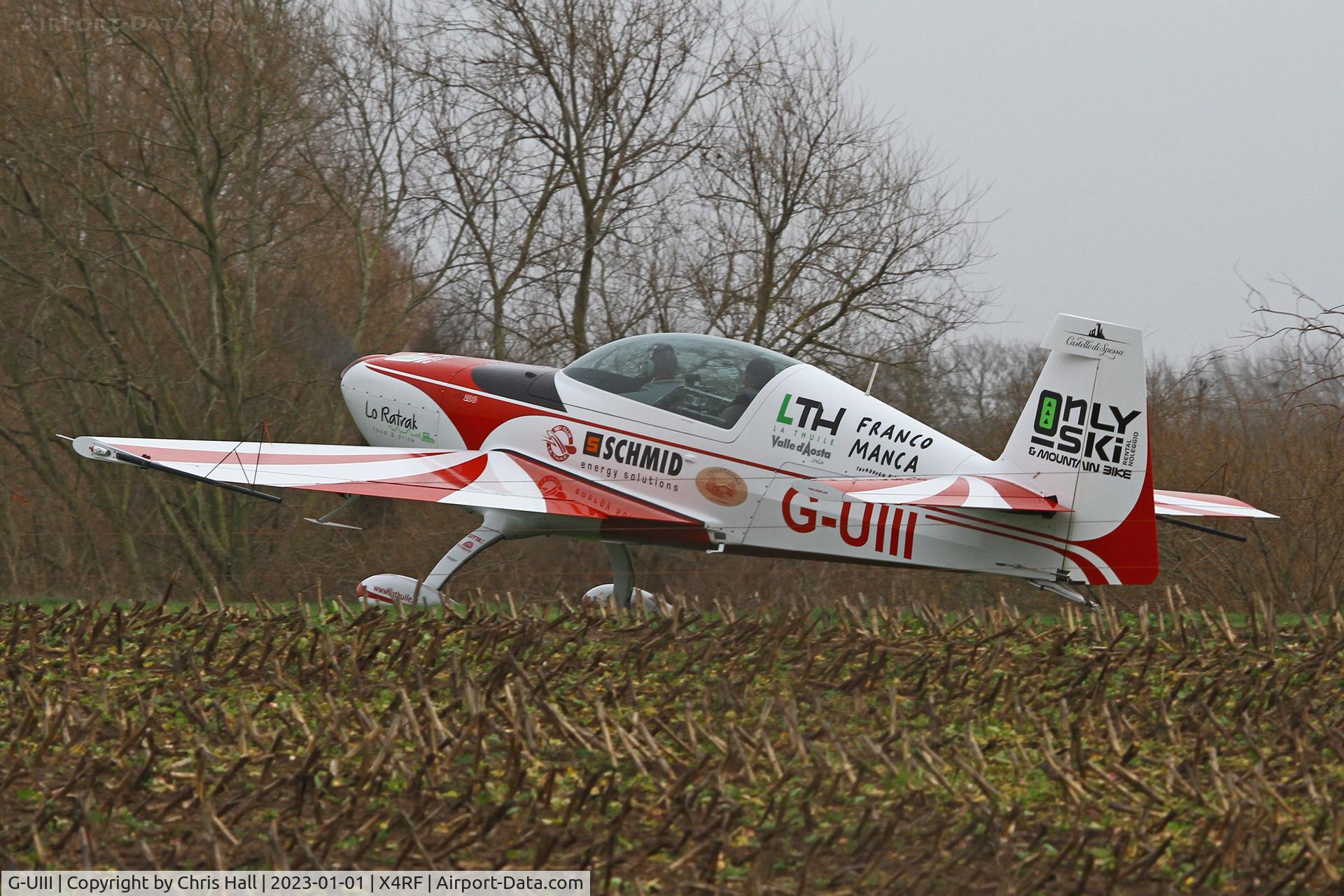 G-UIII, 2009 Extra EA-300/200 C/N 1042, Rectory Farm New Years Day fly in