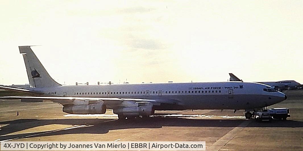 4X-JYD, 1959 Boeing 707-131 C/N 17667, ex-slide