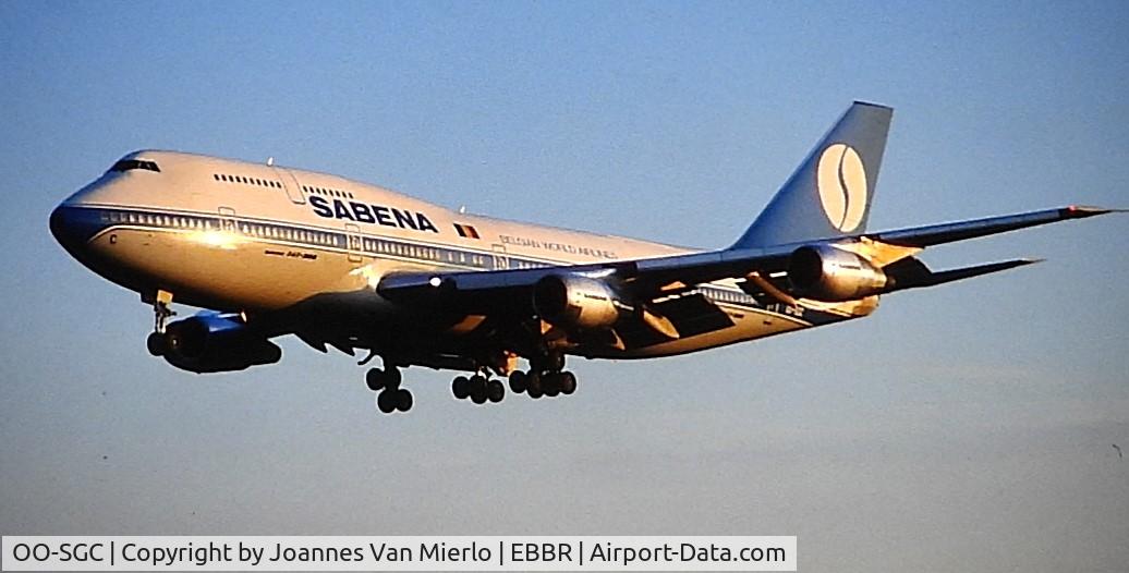 OO-SGC, Boeing 747-329M C/N 23439 / 646, ex-slide