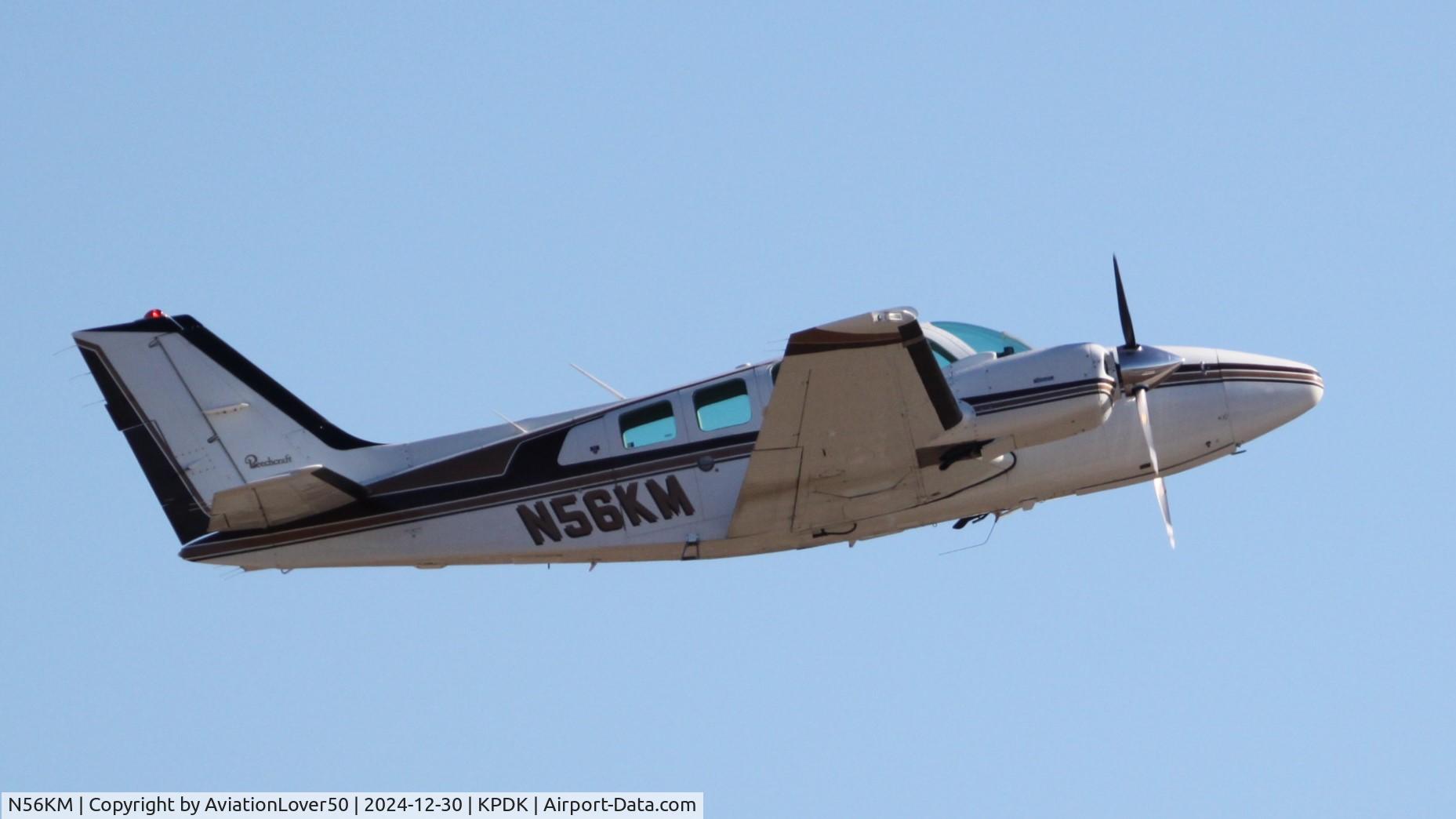 N56KM, 1983 Beech 58 Baron C/N TH-1391, 58 Baron