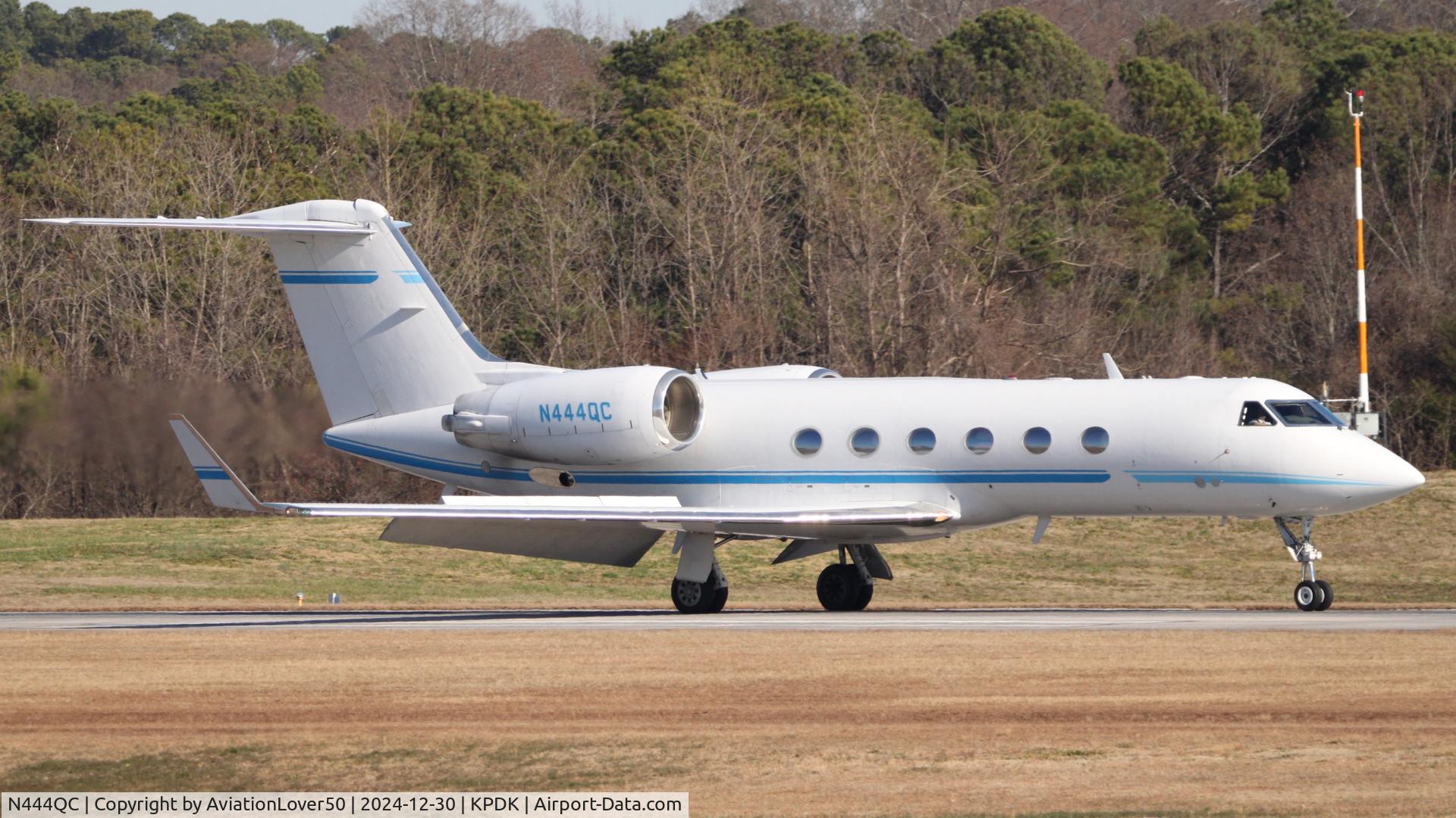 N444QC, 2000 Gulfstream Aerospace G-IV C/N 1411, G-IV