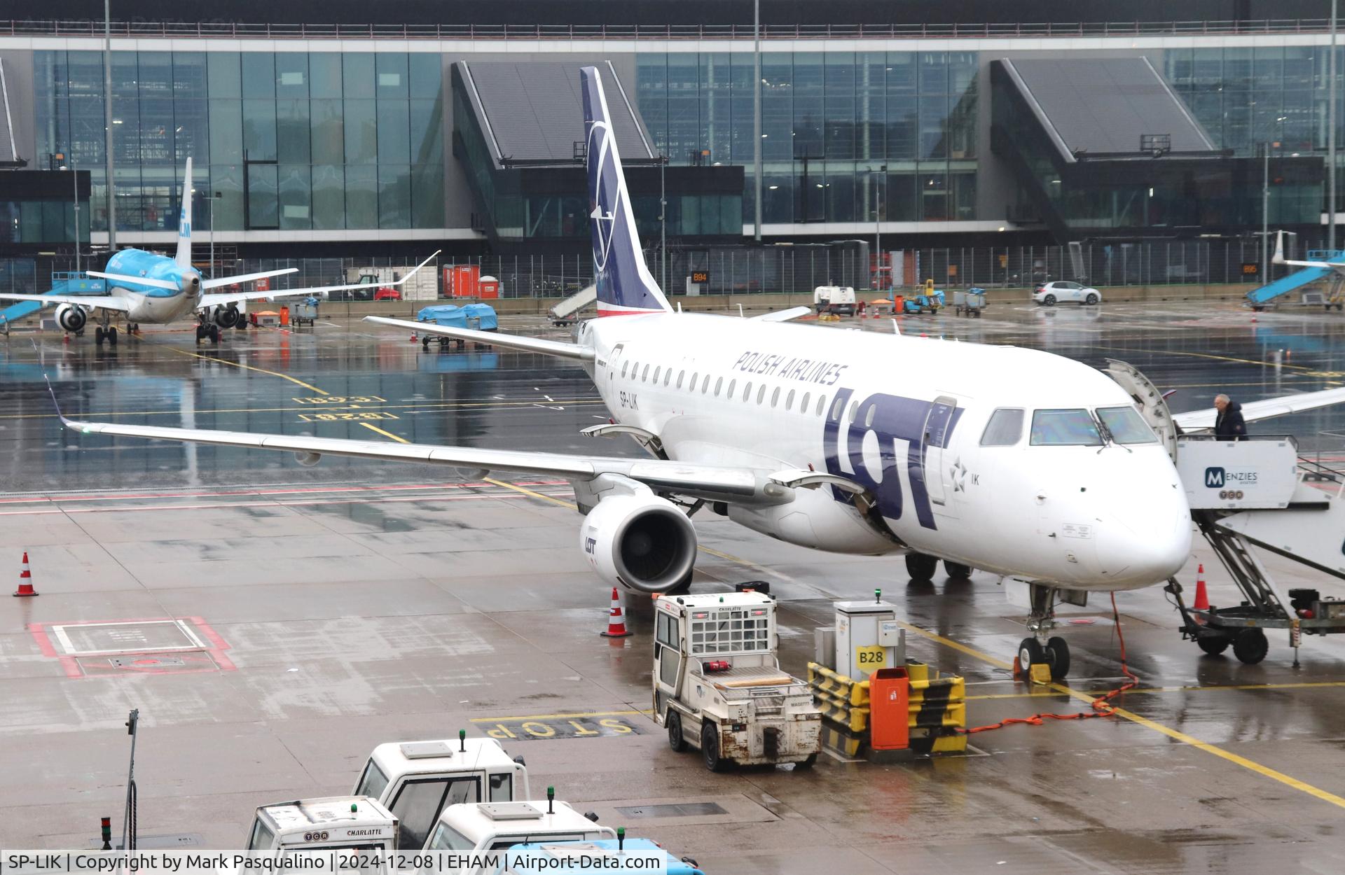 SP-LIK, 2009 Embraer 175LR (ERJ-170-200LR) C/N 17000303, ERJ-170-200LR