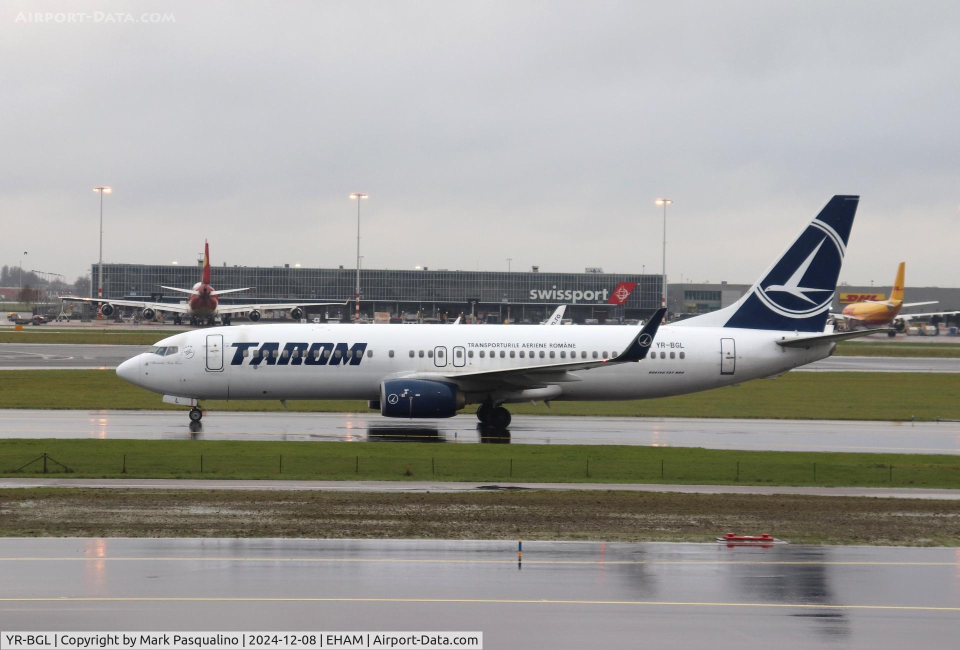 YR-BGL, 2013 Boeing 737-8H6 C/N 40145, Boeing 737-8H6