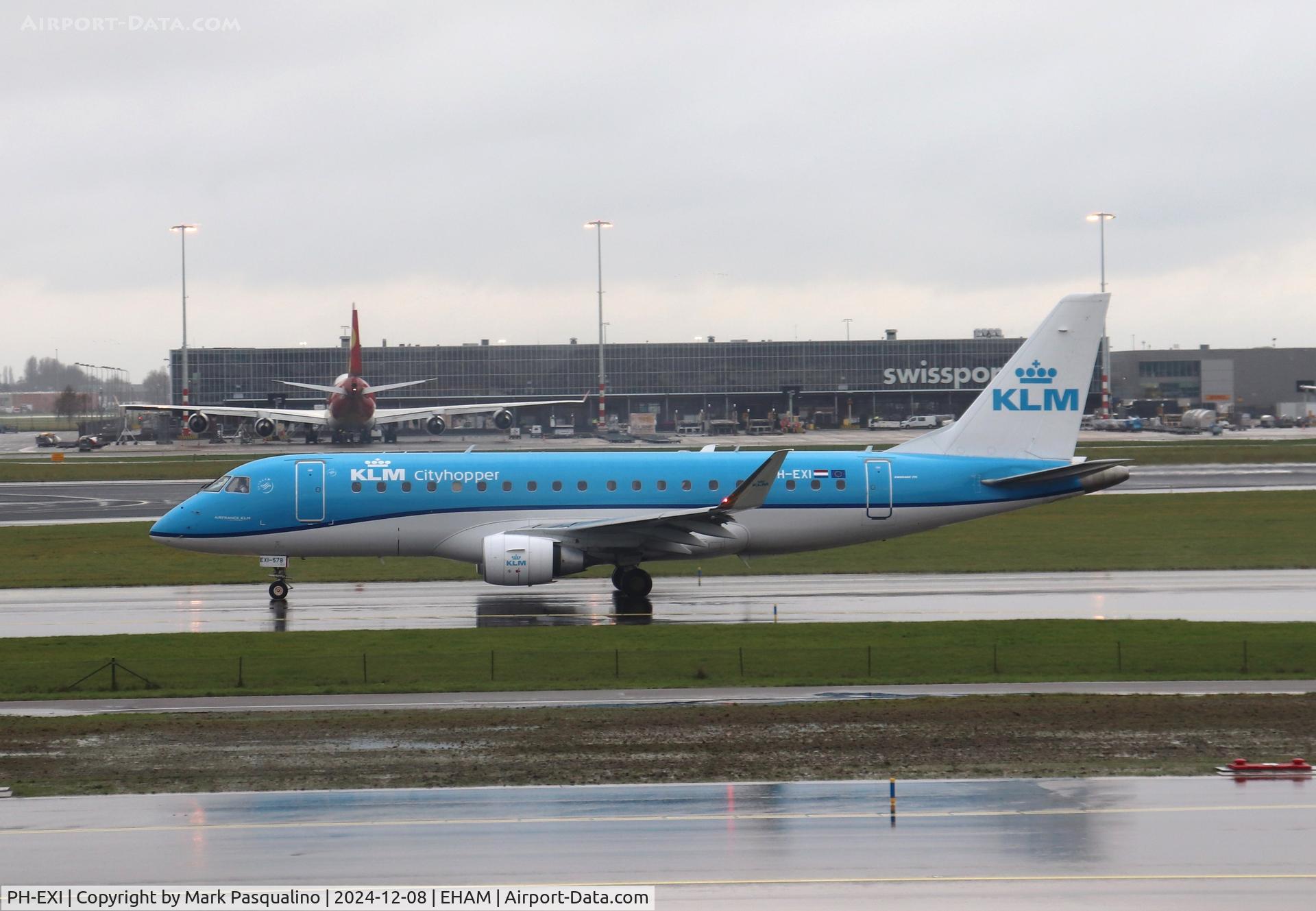 PH-EXI, 2016 Embraer 175STD (ERJ-170-200) C/N 17000578, ERJ-170-200