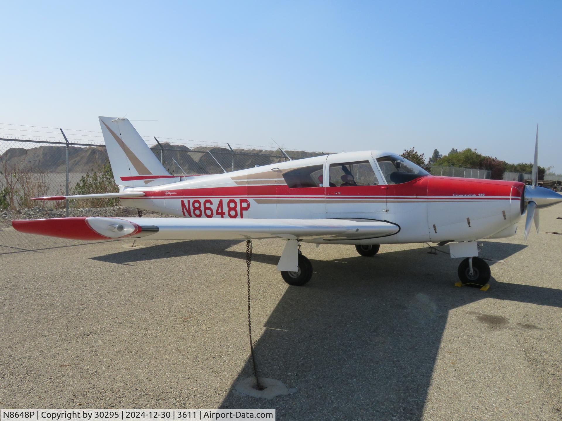 N8648P, 1964 Piper PA-24-260 Comanche C/N 24-4091, Parked