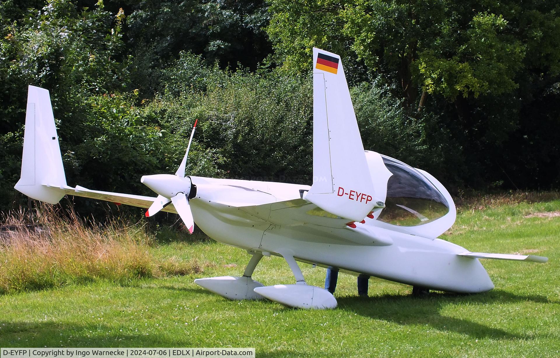 D-EYFP, Co-Z Cozy Mark III C/N 099, Co-Z Cozy Mark III at the 2024 OUV-Meeting at Wesel-Römerwardt airfield