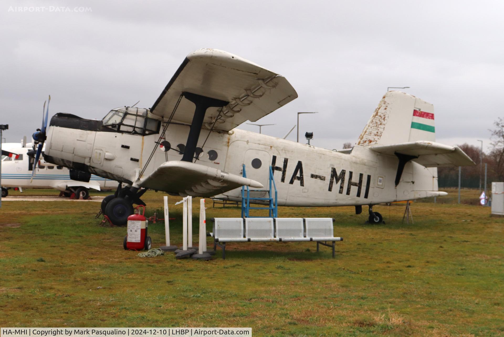 HA-MHI, 1979 Antonov An-2M C/N 701647, Antonov An-2M