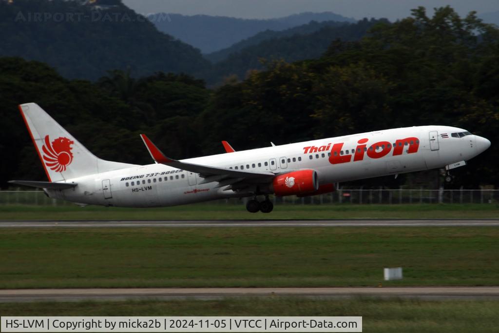 HS-LVM, 2011 Boeing 737-9GPER C/N 38305, Take off