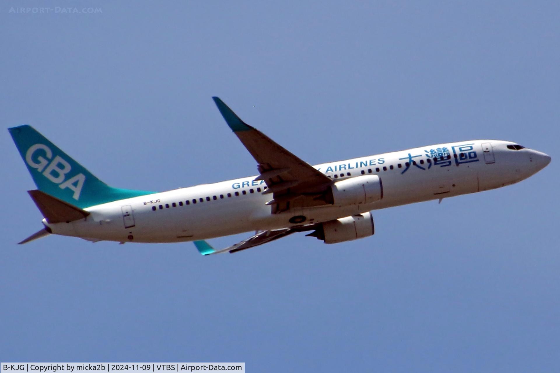 B-KJG, 2015 Boeing 737-83Z(WL) C/N 61270, Take off