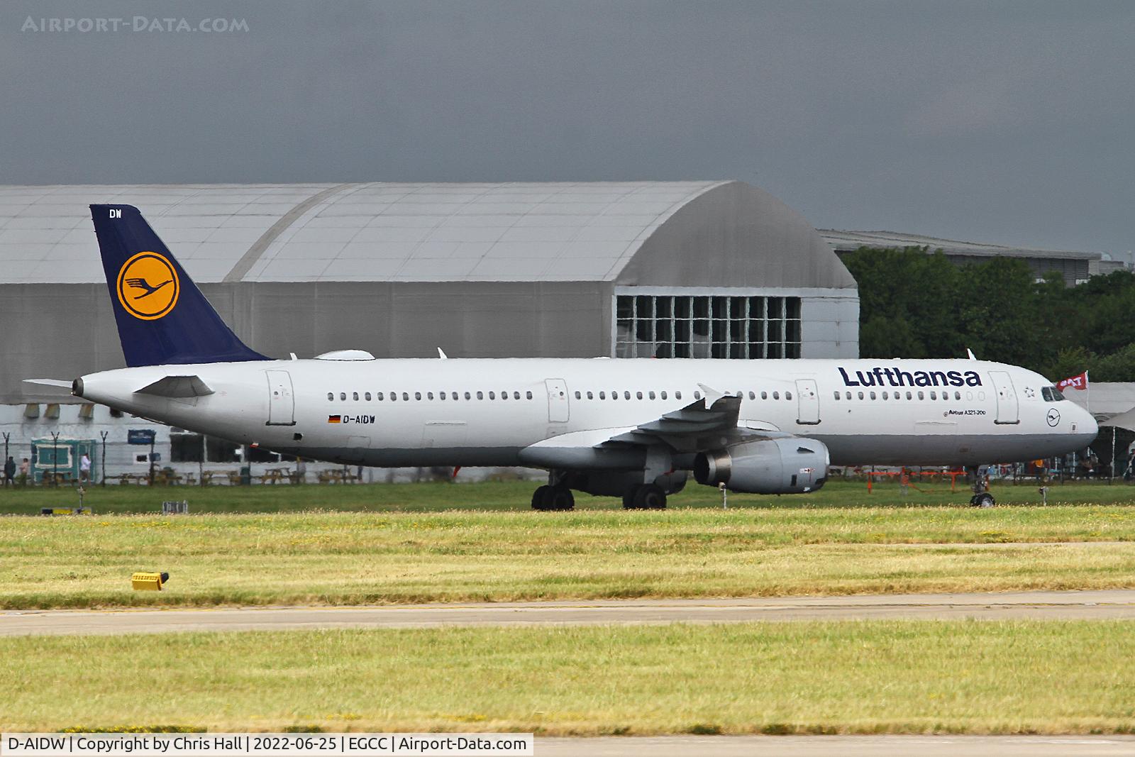 D-AIDW, 2014 Airbus A321-231 C/N 6415, Manchester