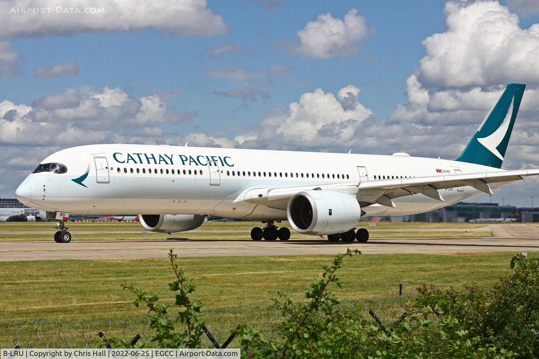 B-LRU, 2017 Airbus A350-941 C/N 148, Manchester