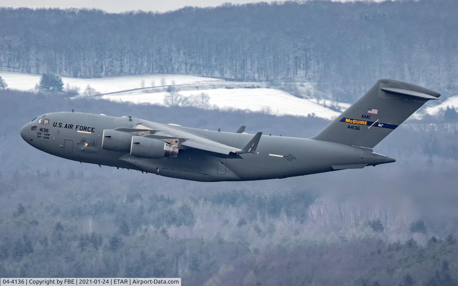 04-4136, 2004 Boeing C-17A Globemaster III C/N P-136, departure from Ramstein AB