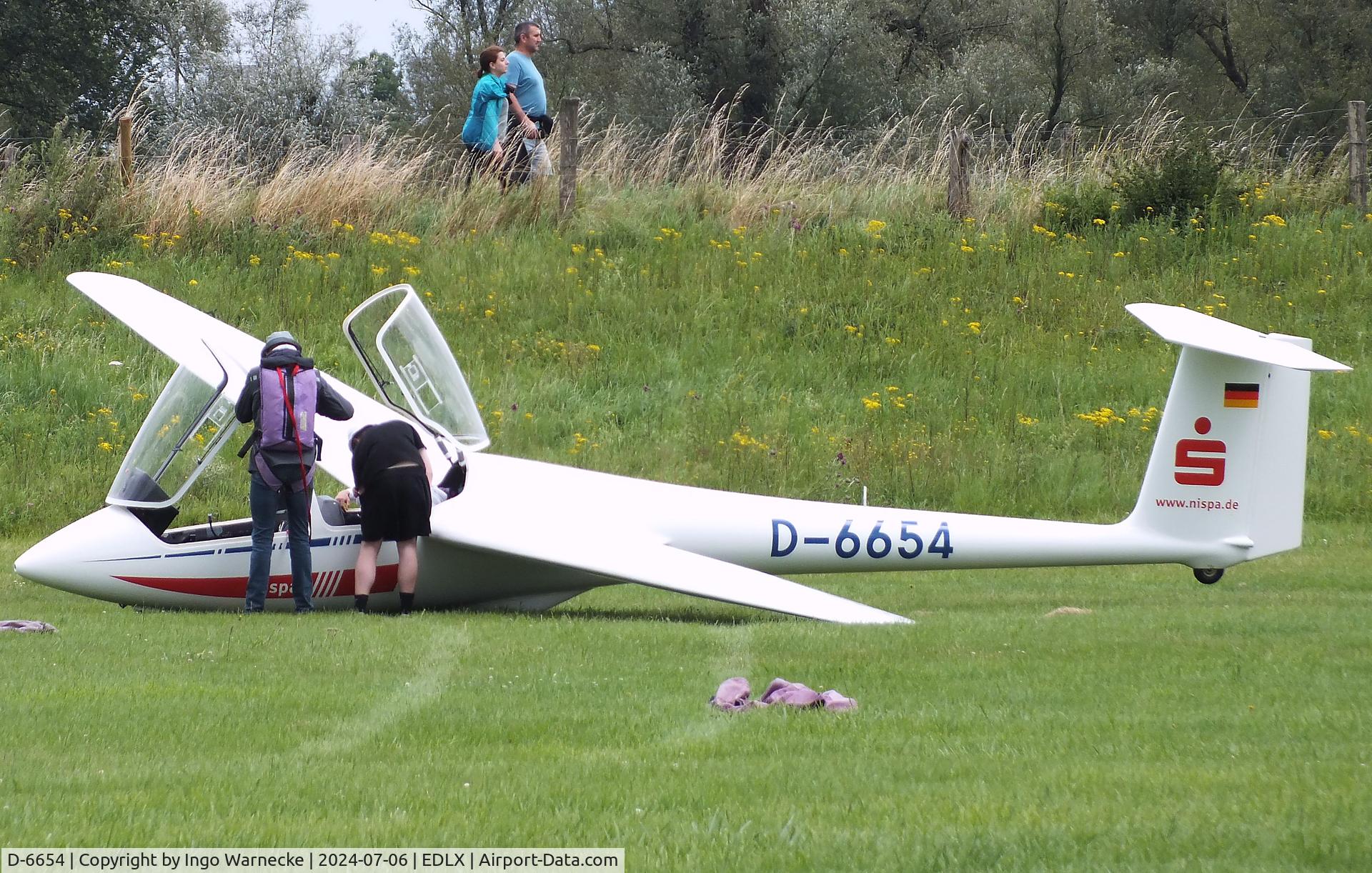 D-6654, 2012 Schleicher ASK-21 C/N 21895, Schleicher ASK-21 at Wesel-Römerwardt airfield