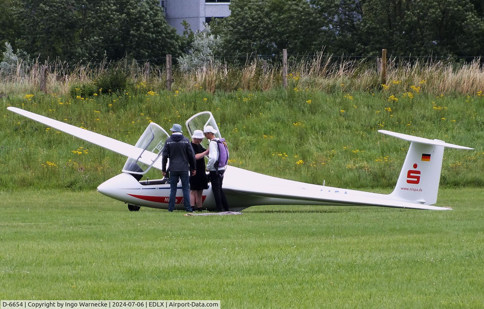D-6654, 2012 Schleicher ASK-21 C/N 21895, Schleicher ASK-21 at Wesel-Römerwardt airfield