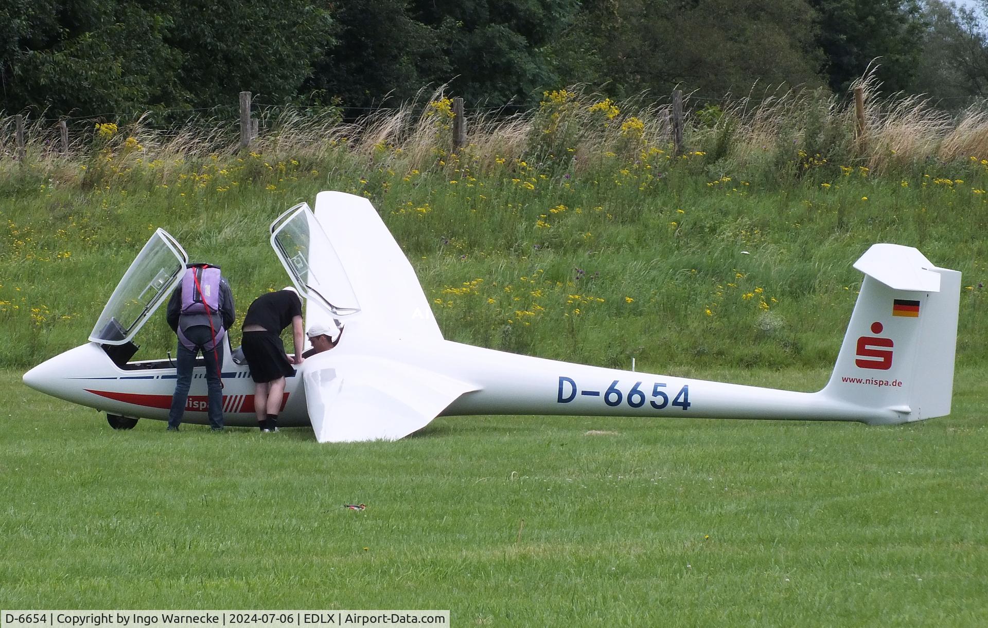 D-6654, 2012 Schleicher ASK-21 C/N 21895, Schleicher ASK-21 at Wesel-Römerwardt airfield