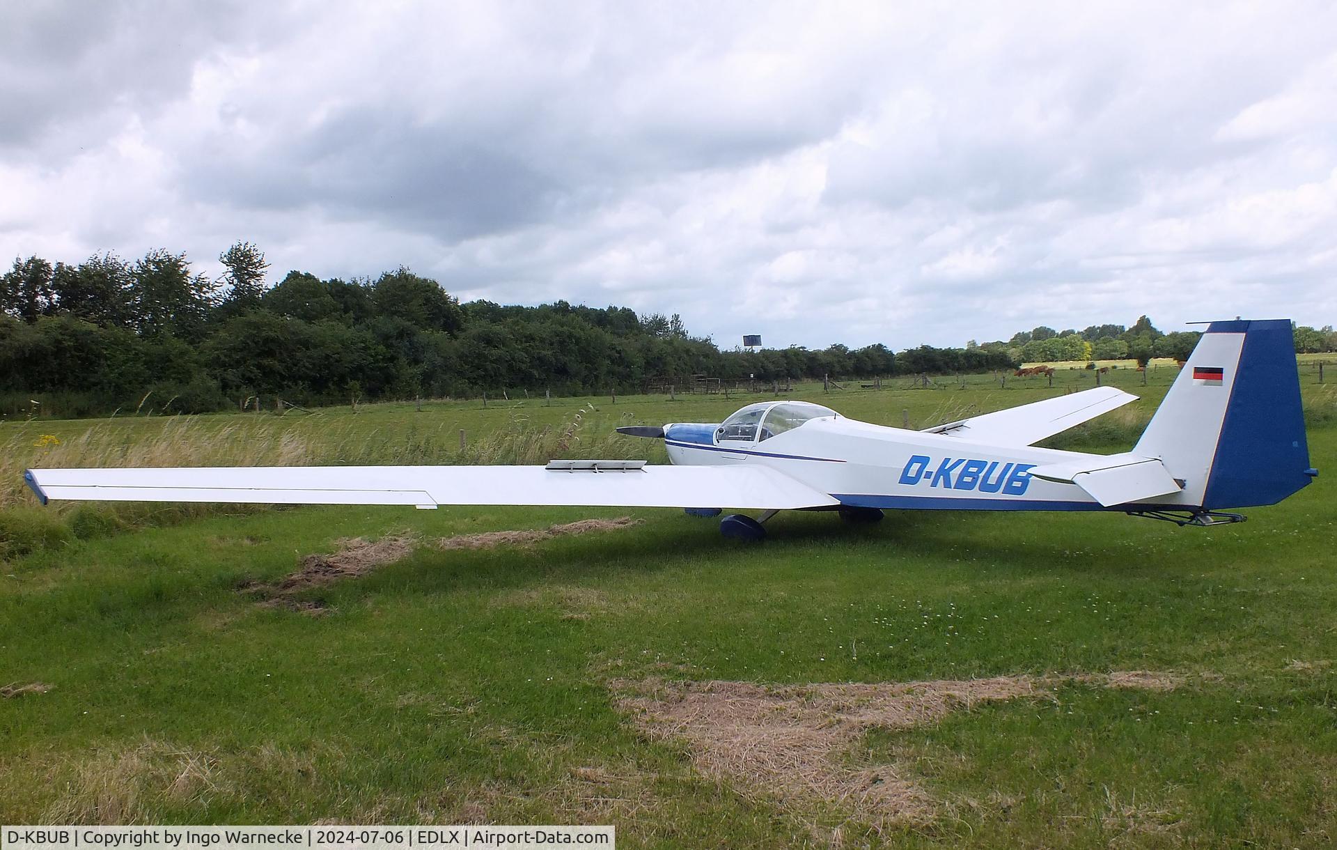 D-KBUB, 1989 Scheibe SF-25C Falke 2000 C/N 44462, Scheibe SF-25C Falke 2000 with tricycle landing gear at Wesel-Römerwardt airfield